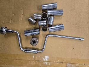 lot 27 image: Lot of 11 Mechanic sockets and Socket driver ( See pictures)