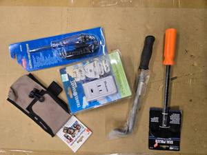 lot 38 image: Lot of 5 Items Steel Puller, Nail Remover, Travel Smart Conair, Tool Bag, and Electric Circuit Tester ( See Pictures)