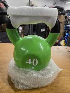 lot 46 image: 40LB New Kettlebell