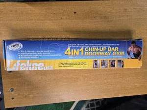 lot 52 image: Lifeline 4-in-1 Chin-Up Bar Doorway Gym ( New)