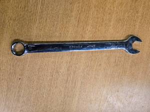 lot 57 image: 1-18 Pittsburgh Wrench