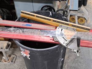 Miter Gauge with Tracks