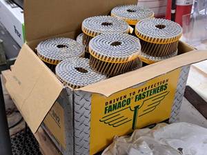 Lot of (1 Box) Fanaco Fasteners� Titanium Series Smooth Shank Plastic Sheet Coil Siding Nails 2-12x.092