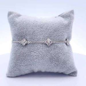 lot 52 image: 1.50 Carat Diamond Van Cleef Style Four Petal Cluster Flower Station Bracelet VIDEO