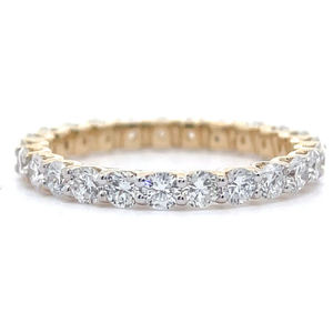 lot 21 image: Scintillating 2 Carat Diamond Full Eternity Ring in 14k Yellow Gold VIDEO