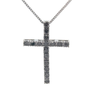 lot 73 image: 0.50 Carat Diamond Cross Pendant Necklace