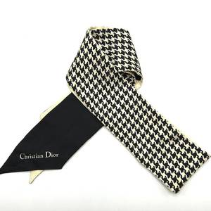 lot 47C image: Christian Dior Black & White Houndstooth Silk Twilly Scarf