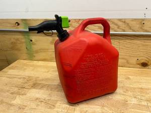 lot 124 image: 5 Gallon Gas Can