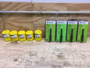lot 92 image: Lot of 4 - Draw Stud and 5 - Thin-Gauge Hole Cutter