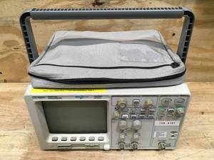 lot 60 image: Agilent Oscilloscope Model # 54622A