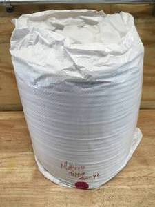 lot 136 image: Mattress Topper Size Twin XL