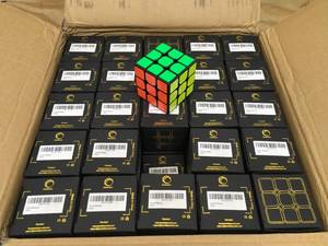lot 164 image: Case of 100 Speed Ripper Cubes