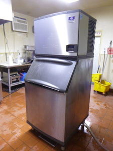Manitowoc Commercial Ice Machine with Bin