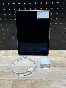 2015 Apple iPad Air 2