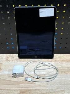 2015 Apple iPad Air 2