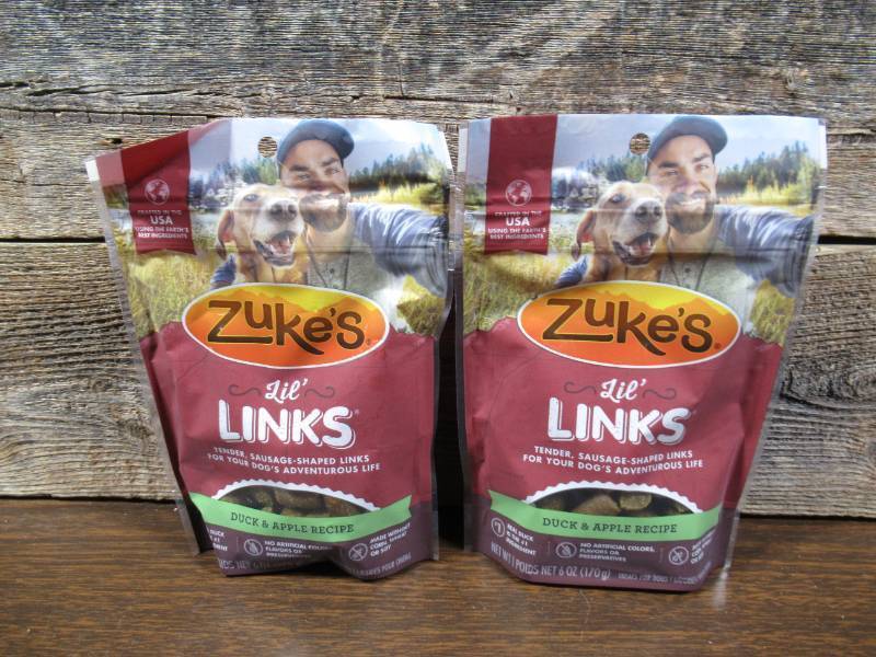 lot 154 image: Set of 2 Zukes Lil Links Dog Treats, Duck & Apple Recipe, 6-Ounces