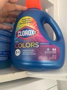 lot 39 image: Clorox 2 Original Laundry Stain Remover and Color Booster-88 fl oz