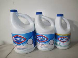 lot 82 image: Mix Lot of Clorox No-Splash Formula Bleach-117oz, 77oz, 40oz
