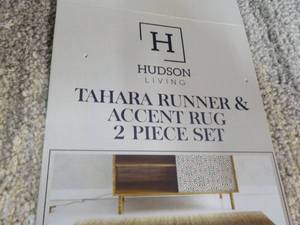 Hudson Living Tahara Runner and Acc...