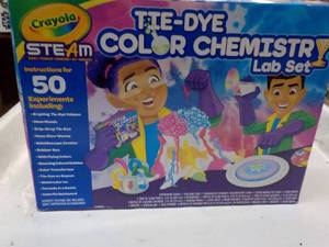 Crayola Tie-Dye Lab Set...