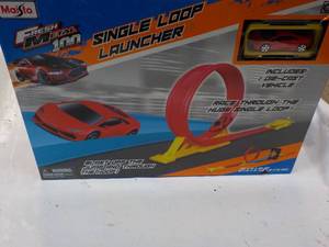 Maisto Single Loop Launcher...