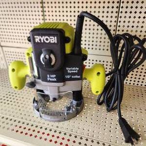 Ryobi 10 Amp Motor 2 Peak HP EVS Plunge Base Router RE180PL1G Excellent Condition