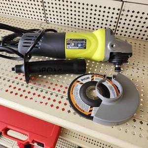 Ryobi AG4031G 4-12 Corded 5.5 amp Angle Grinder With Grinding Disc Excellent Condition
