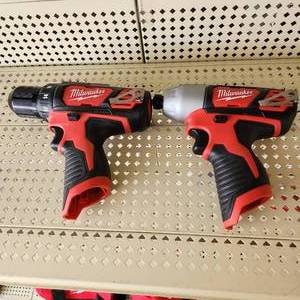 Lot Of Two Milwaukee Tools 38 DrillDriver 2407-20 And 14 Impact Driver 2462-20 12 V Tested Work