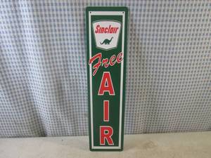 lot 18 image: (EC1) Sinclair Free Air Tin Sign 16...
