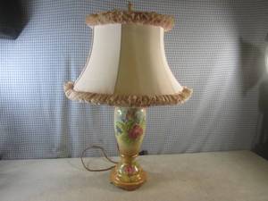 lot 59 image: (FS) Vintage Table Lamp 27 12 Tal...