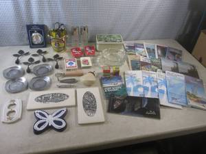 lot 80 image: (CS) Lot of Misc Smalls and Road Ma...
