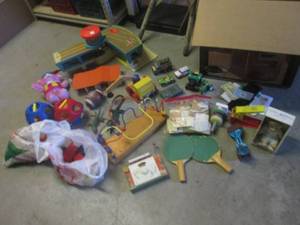 lot 164 image: (EW4) Assorted Toys Etc Some Vintag...