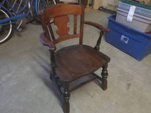 lot 169 image: (FRNT) Vintage Wood Chair Phoenix C...