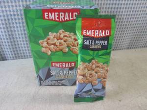 lot 194 image: (B-1) Box with12 Bags of Emerald Sa...