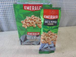 lot 195 image: (B-1) Box with12 Bags of Emerald Sa...
