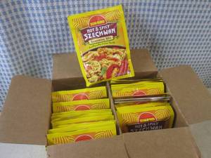 lot 196 image: (B-1) 24 Pouches Hot & Spicy Szechw...