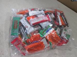 lot 205 image: (B-1) 2 Pounds of Assorted Bite Siz...
