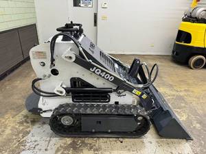 lot 5A image: NEW 2024 JQ 400 Mini Skid Steer 25hp Compact Track Loader