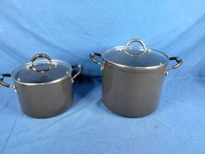 2 Tramontina Aluminum Nonstick Pots