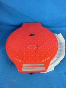 Betty Crocker 12 Pizza Maker