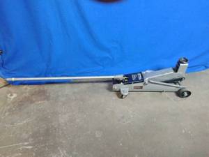 TEC 3 Ton Trolley Jack