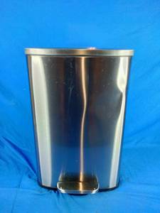 Qualiazero 13.2-Gallon Stainless Steel Rectangular Step Trash Can