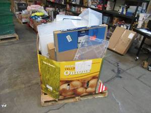 lot 104 image: Pallet of Store Overstock Store and Ecommerce Product and Returns