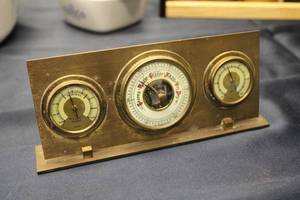 lot 98 image: Vintage Barometer, Hygrometer, and Thermometer Set with Brass Finish