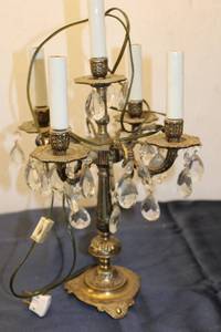 lot 100 image: Vintage Table Lamp with Crystal Accents and Five Light Holders