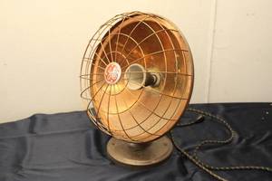 lot 115 image: Vintage GE Brass Desk Fan with Protective Cage