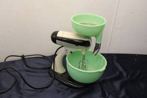 lot A-120 image: Vintage Hand Mixer with Two Green Jadeite Bowls and Juicer Attachment