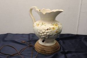 lot 127 image: Vintage Electric Pitcher Lamp with Floral Design