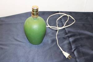 lot 137 image: Vintage Green Ceramic Table Lamp Base with Cord