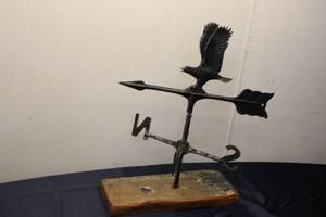 lot A-139 image: Vintage Decorative Weather Vane with Eagle Design